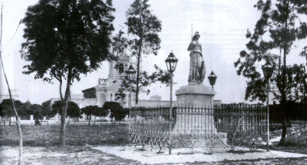Plaza Mariano Moreno 1874.jpg